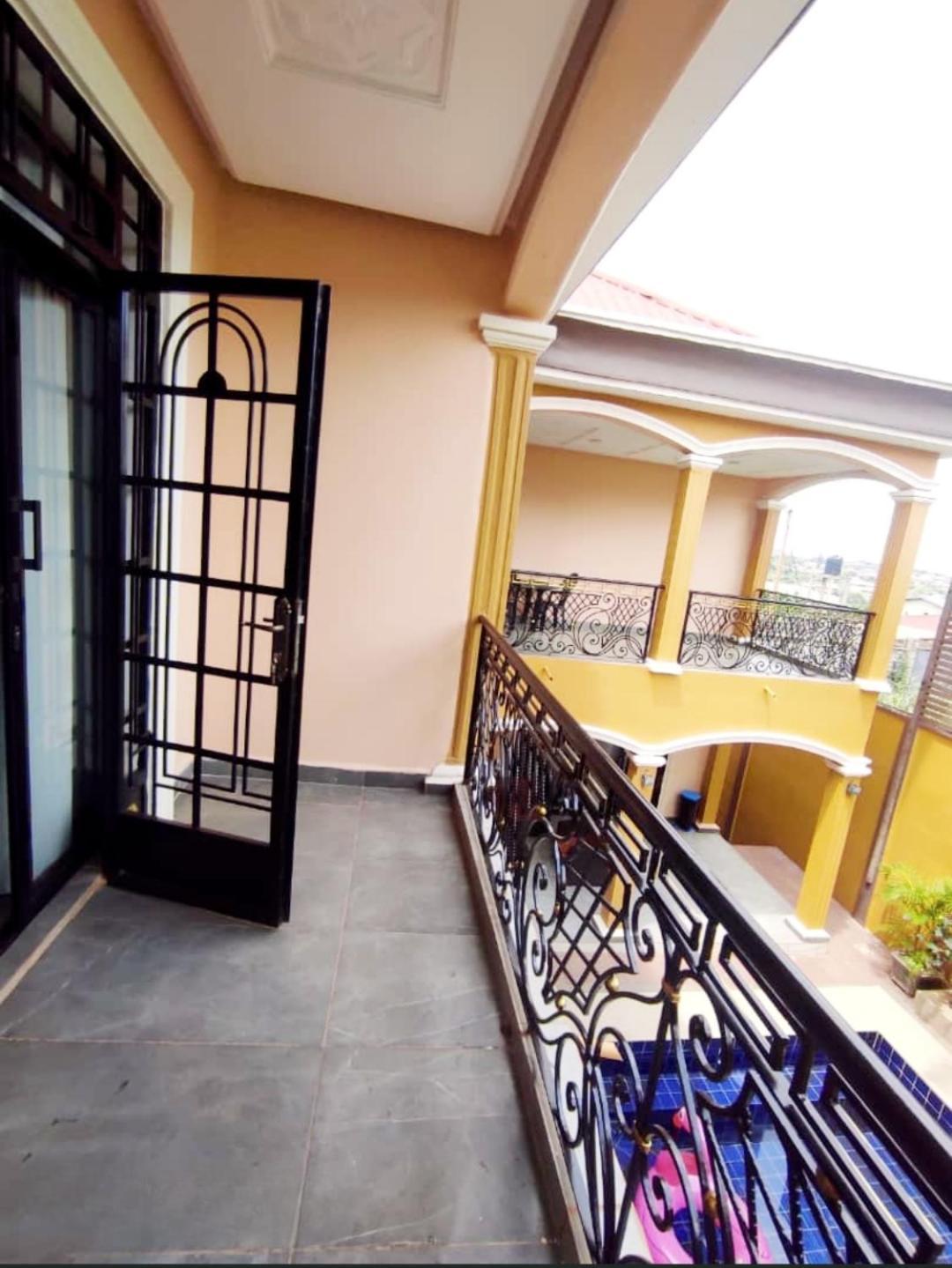 Résidence Chérel à Odza Minkan Yaoundé Esterno foto